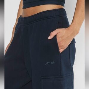 Aritzia : COZY FLEECE MEGA CARGO SWEATPANT
